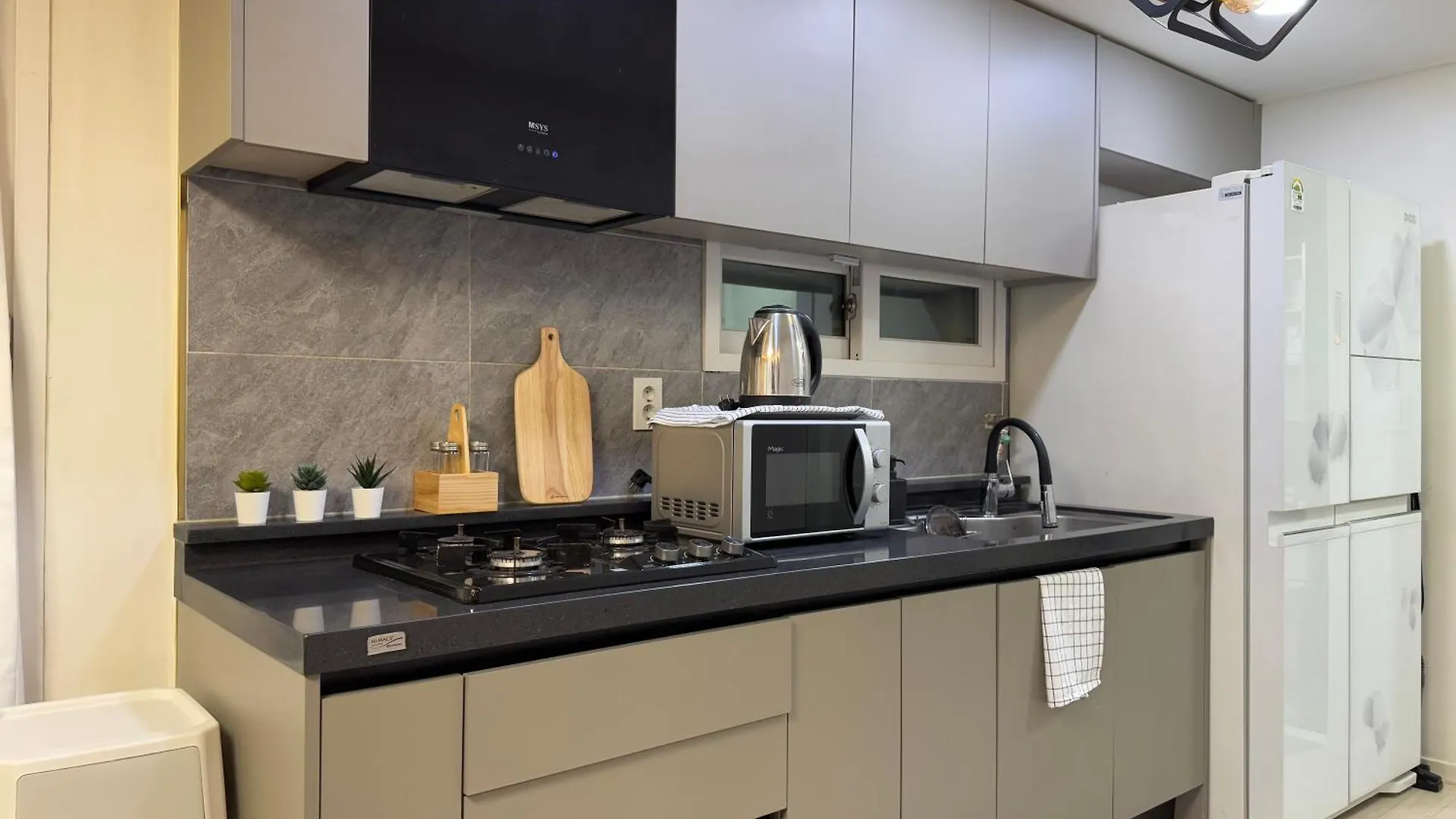 Laufenstay#Elevator#Gochukskydome#Parkingavailable Seoul Südkorea